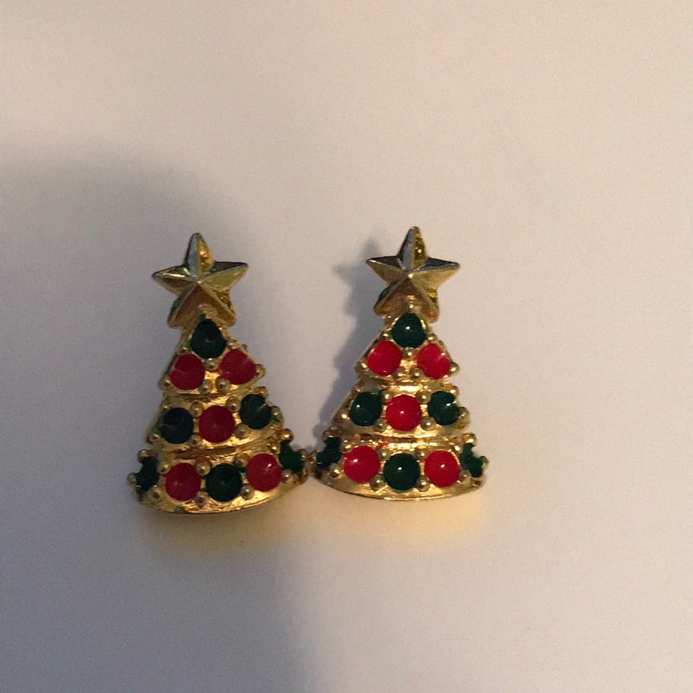 90’s Christmas Tree Earrings 🎄